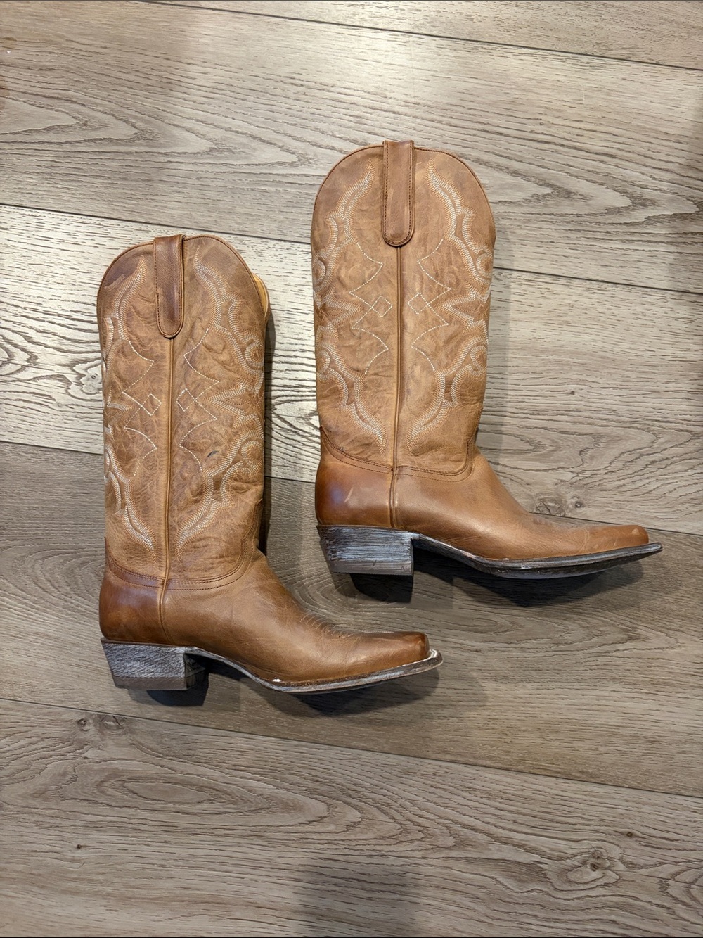 Idyllwind Tan Leather Western Cowboy Boots with Embroidered Shaft - Picture 2 of 6